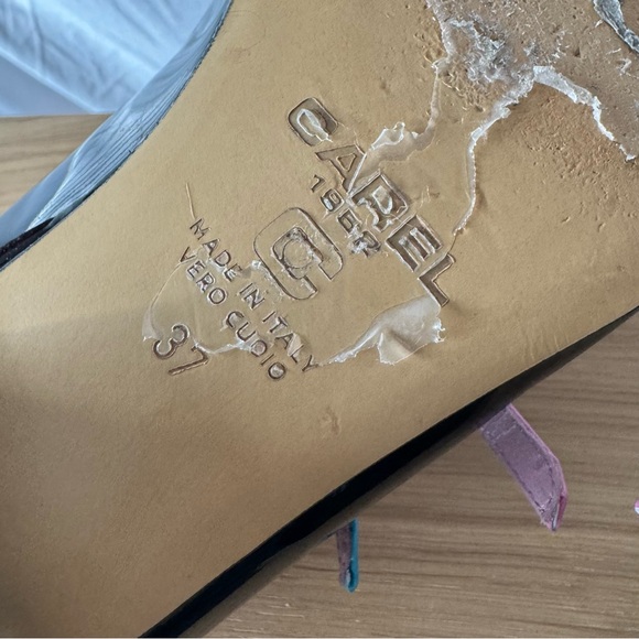 CAREL Ariana black patent with multi color strap 37 7 EUC Mary Jane - Picture 7 of 8